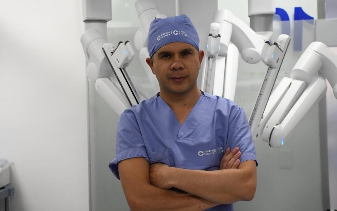 La cirugía robótica, un avance clave para el manejo de enfermedades urológicas complejas