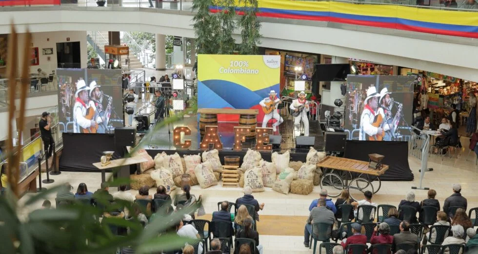 Centros comerciales: nuevos aliados del bienestar emocional en la vida urbana